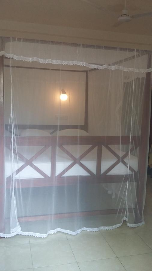 Ameesha Guesthouse Унаватуна Екстериор снимка