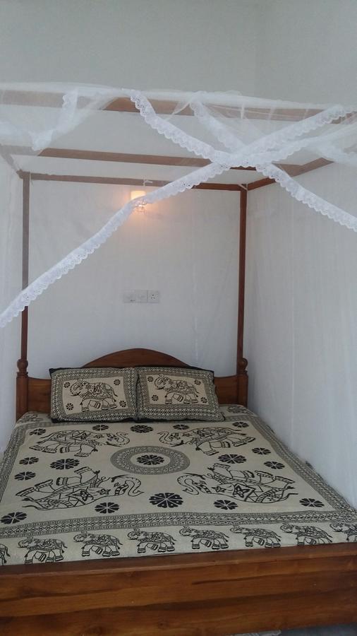 Ameesha Guesthouse Унаватуна Екстериор снимка